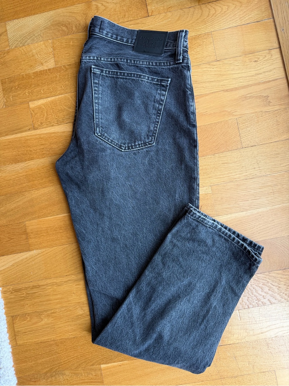A&F Men's Black Washed Jeans
